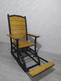 Кресло-качалка ручной работы