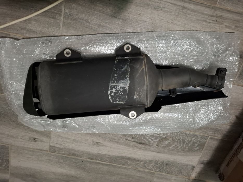 Se vând urmatoarele piesei