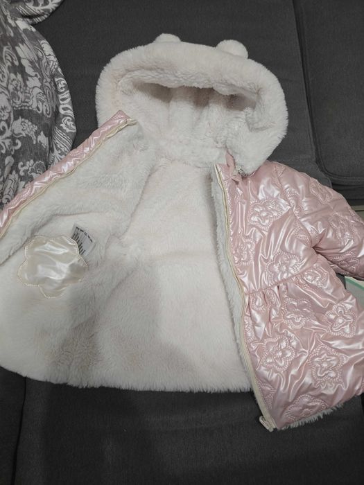 Продавам бебешко яке Mayoral