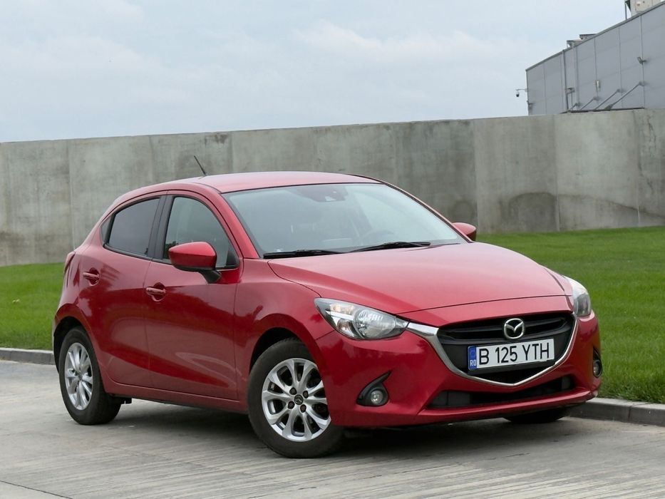 Mazda 2 Soul Red 2016 / 1.5 Benzina Euro 6 / Full service history Mazda