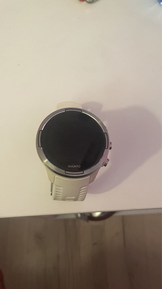 Vând smartwatch Suunto 9