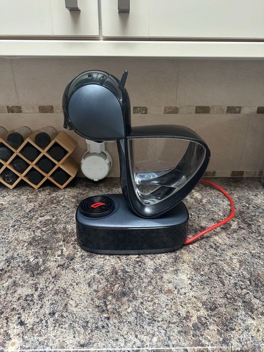 Кафе машина Delonghi Nescaffe Dolce Gusto Infinissima
