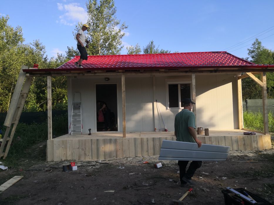 Reparatii acoperis montaj tigla metalica tigla ceramica