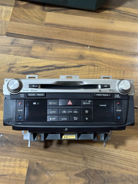 Блок мультимедиа и климатконтроля Lexus Gs L10