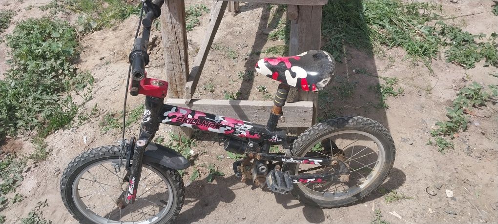 Детский велосипед с амортизатором