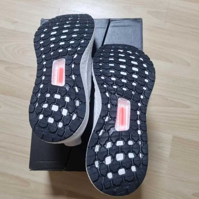 Оригинални Обувки ADIDAS ULTRABOOST 20  2025  EU36-46  ЧЕРНА СЕДМИЦА