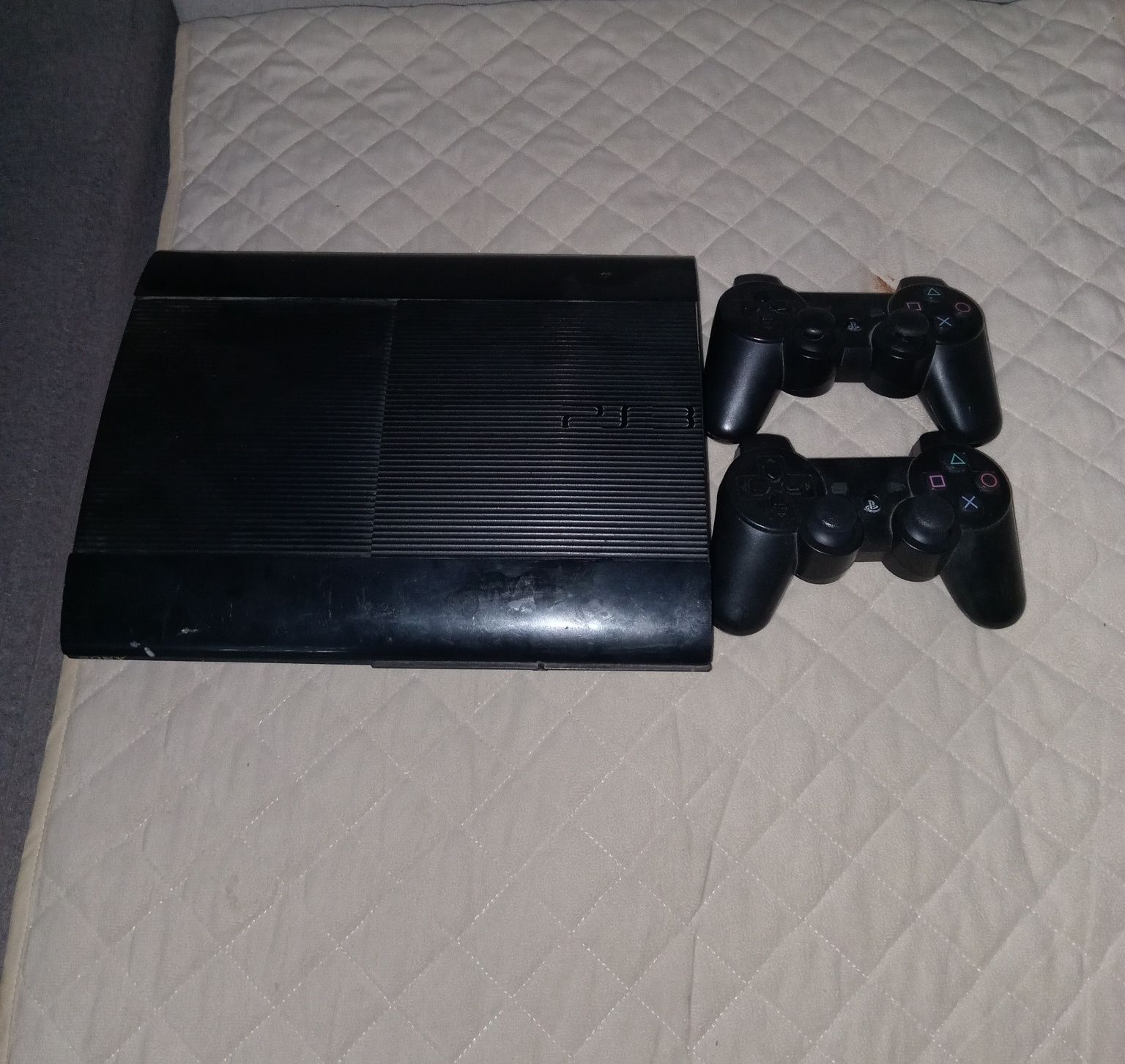 Playstatiot 3 Slim