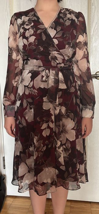 Платье нарядное на вечер