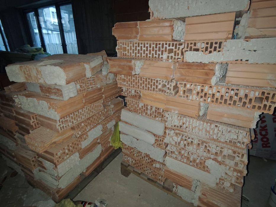 Тухли Винербергер - демонтирани - 5-6 бр. палета палета