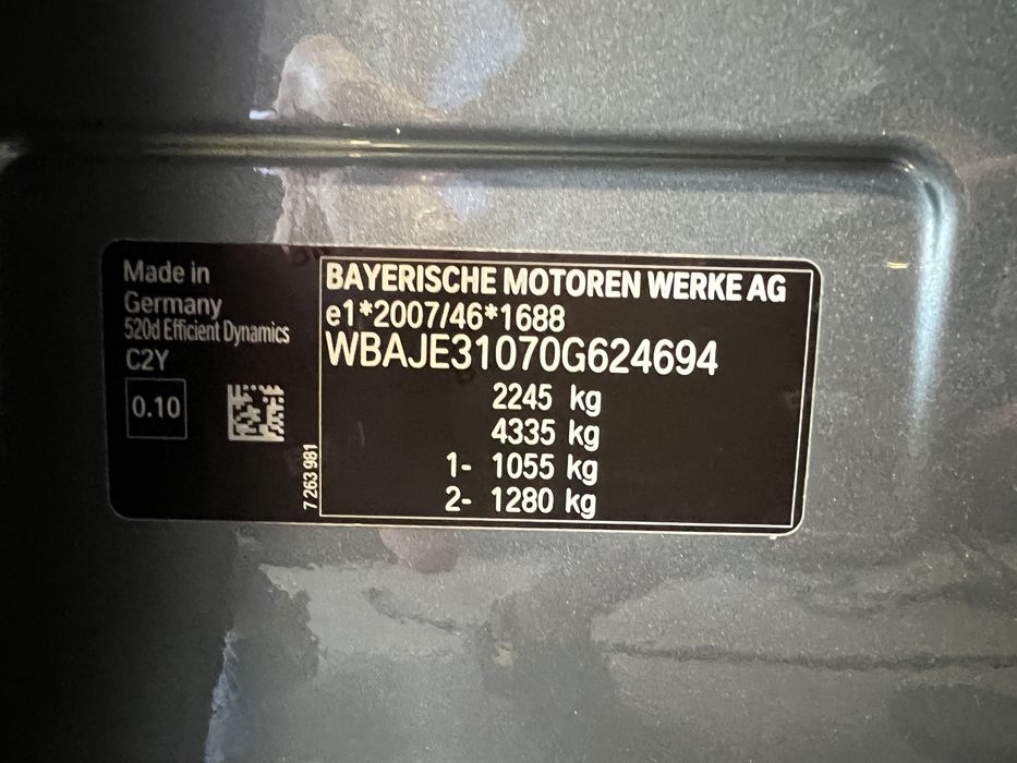 Primul proprietar vand BMW seria 5 arata si functioneaza 10/10