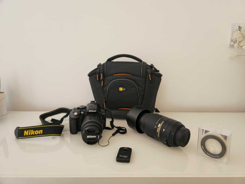 Nikon D5300 + obiectiv 18-55mm + 55-300mm