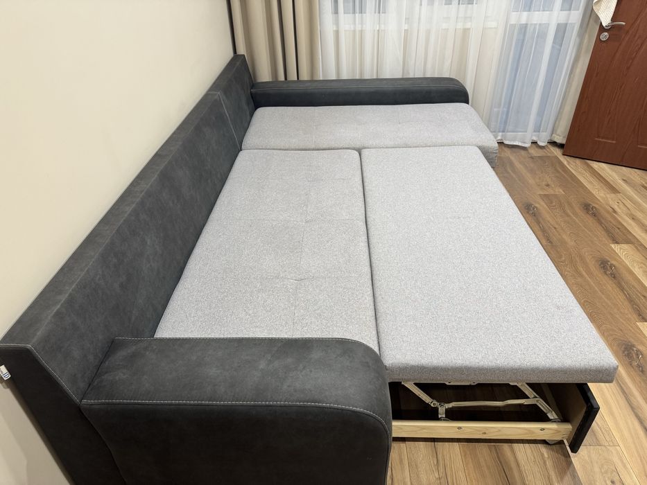 Холна гарнитура (ъглов диван)