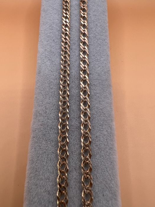 Продам золотую цепочку.