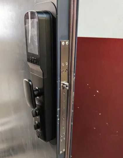 Установка, монтаж любых smart замков