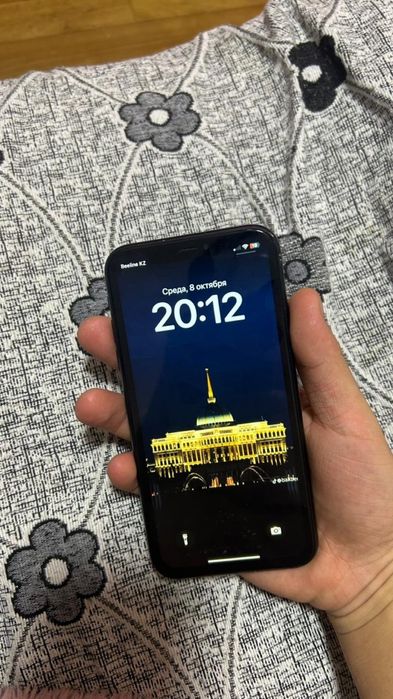 Айфон xr отличный