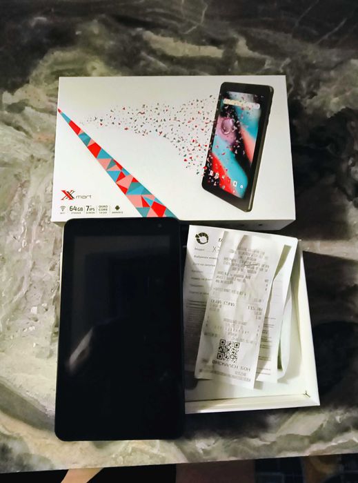 Продавам таблет Xmart 64GB 7 инча