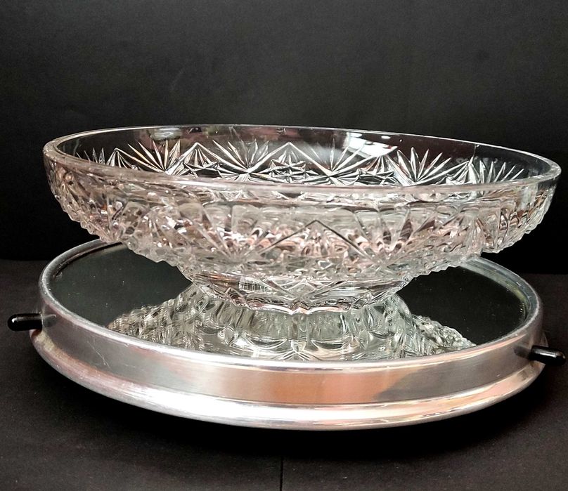 Много масивна кристална фруктиера с удебелена основа