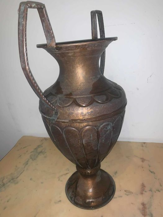 Suport de umbrele sub forma de cupa din cupru