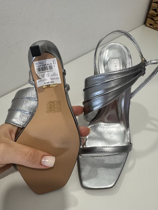 Sandale argintii, top shop