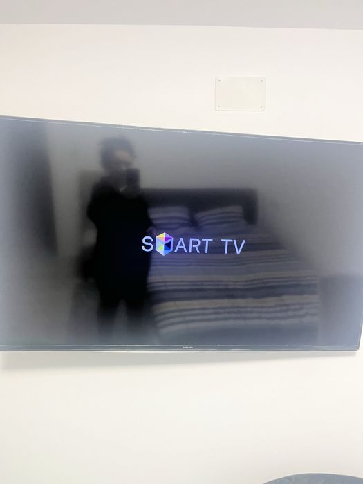 Vând Smart Tv Samsung, diagonala 136