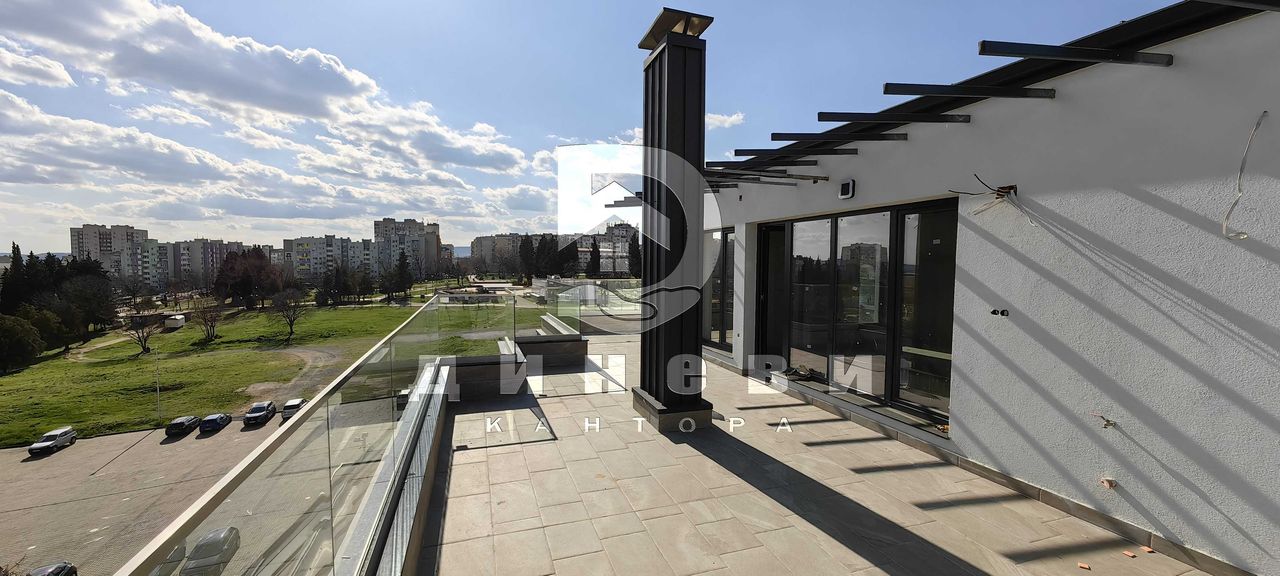 Продава се Тристаен апартамент в Стара Загора, Казански - изток - 162 кв.м за 1102 €/кв.м - Снимка #12