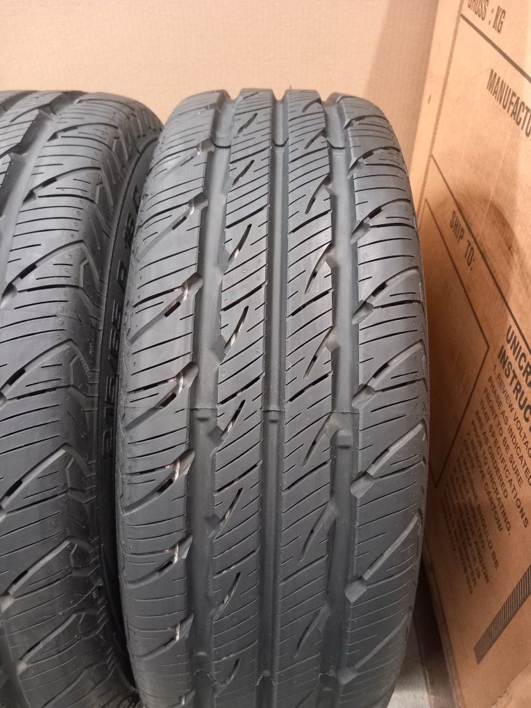 215/65R16C 4бр. UNIROYAL Бусави гуми 8PR