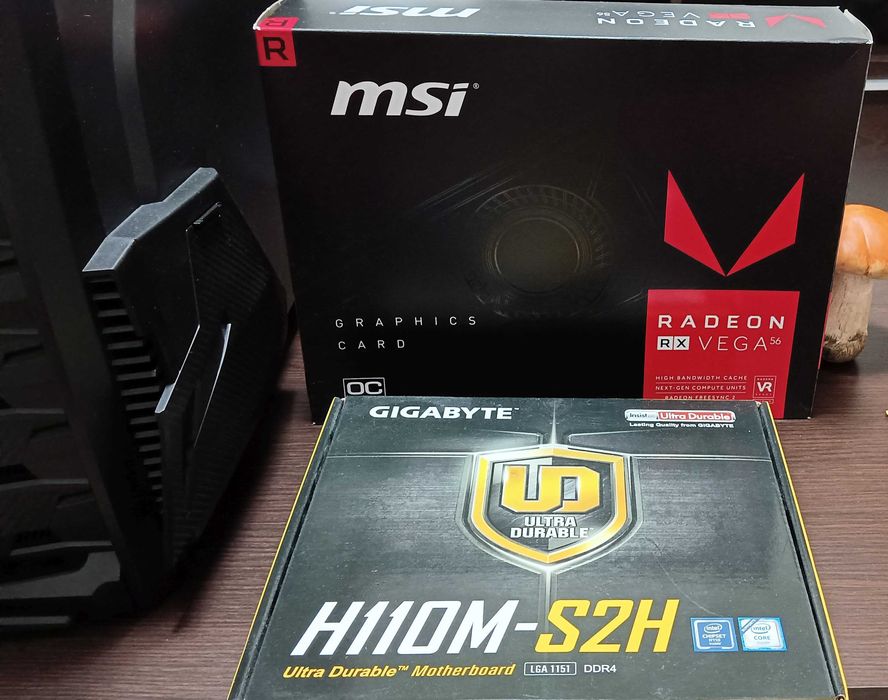 Геймърски компютър Delux Carbon i7 16GB RAM SSD Radeon Vega 56 8GB