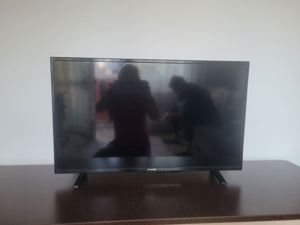TV  Vortex 81 cm