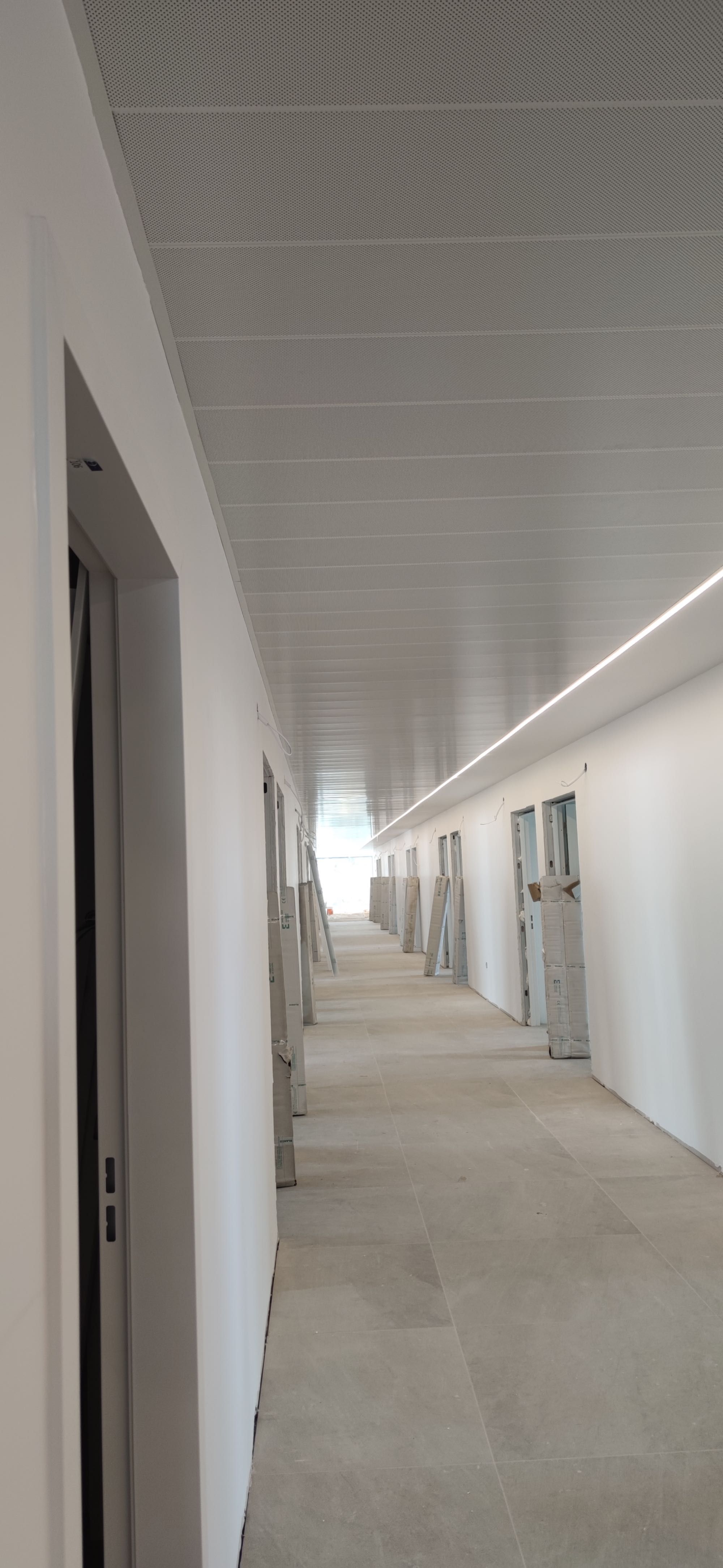 Firma de constructii executa amenajari interioare/exterioare