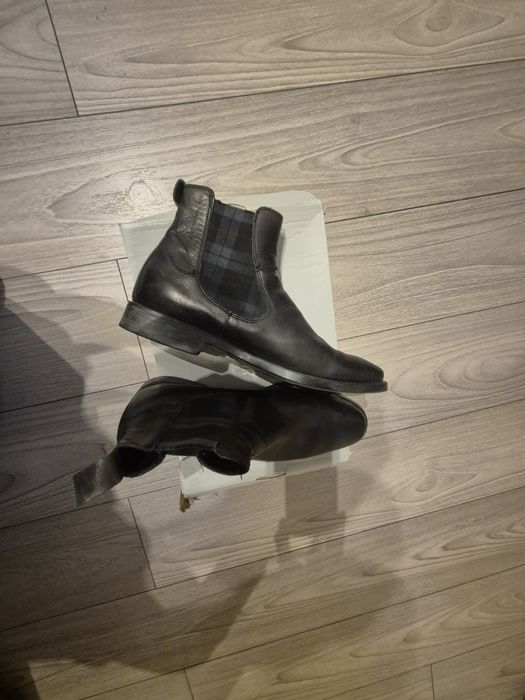 Ghete piele Benvenutti, naturală originale, 65 lei