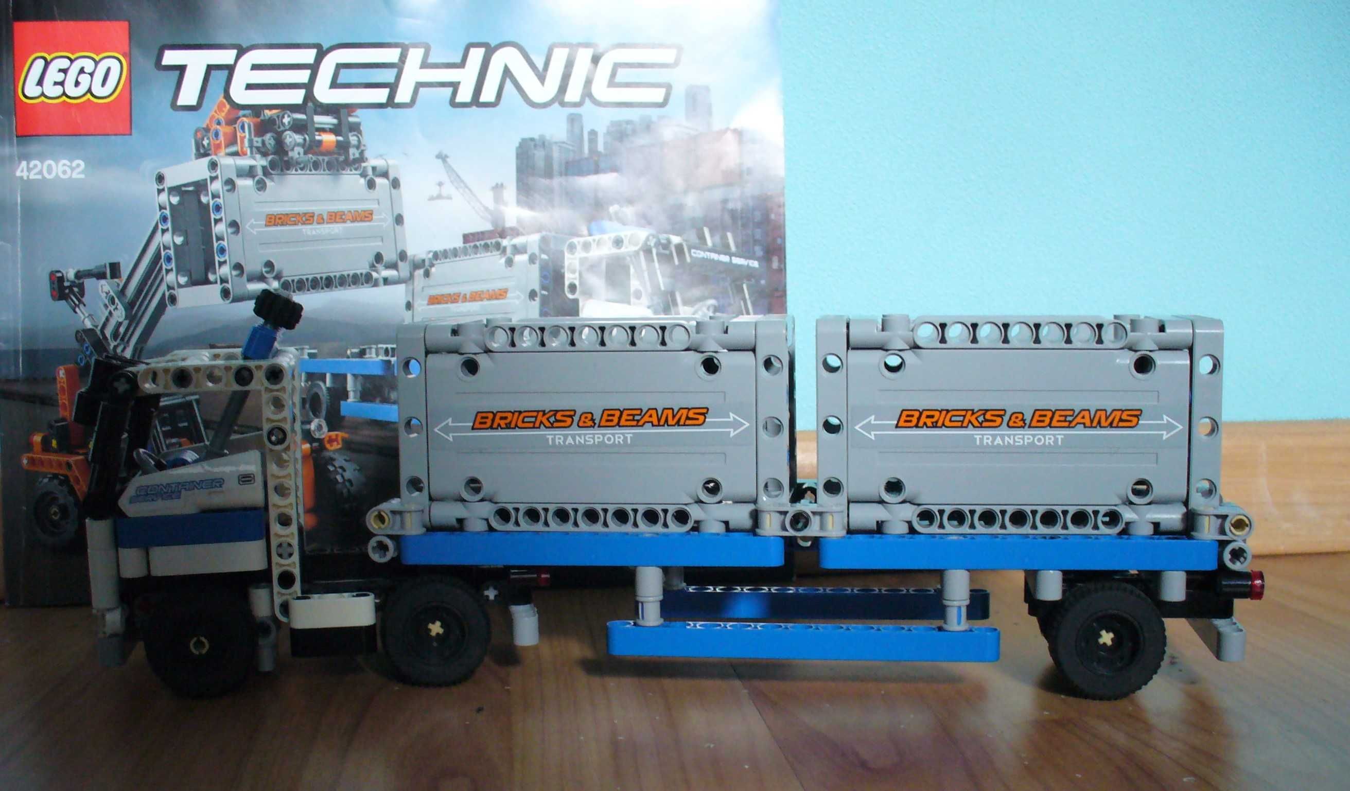 LEGO Technic 42062 Контейнерен терминал 2 в 1