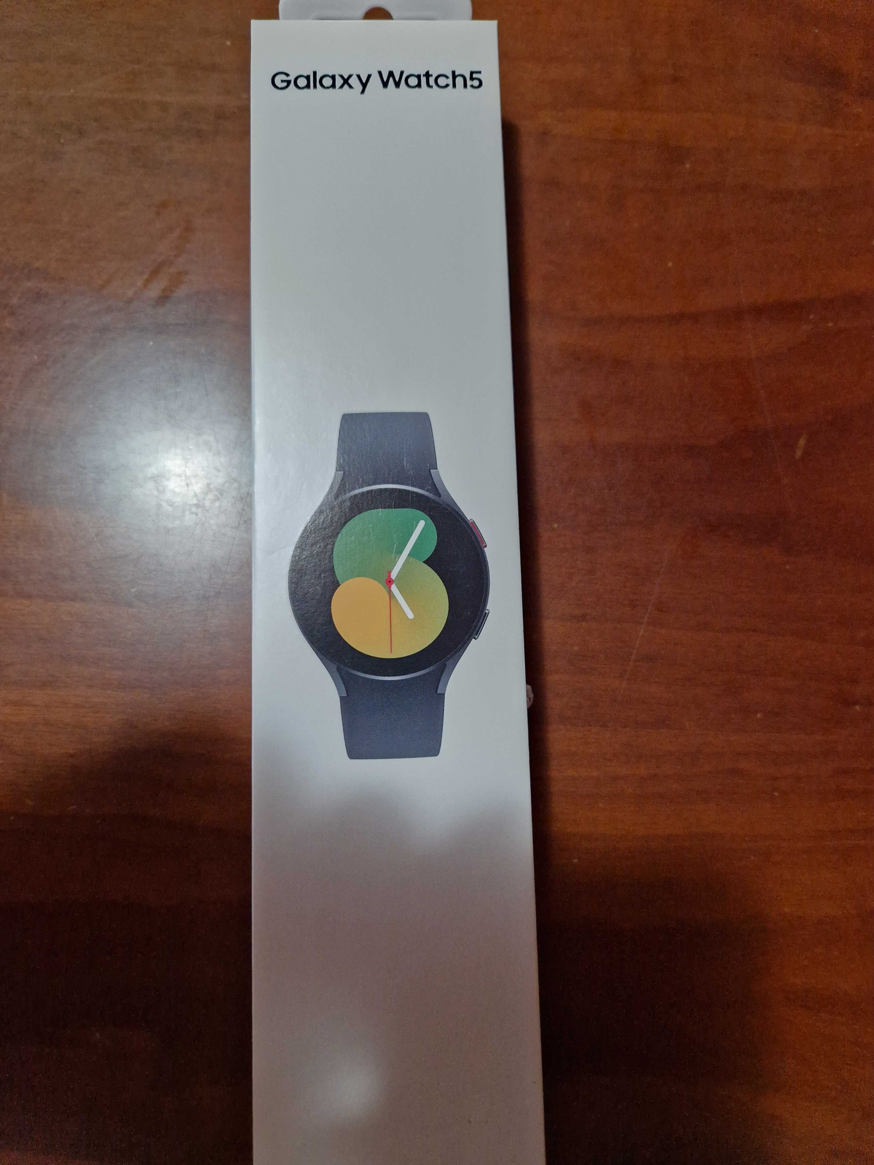 смарт часовник samsung galaxy watch 5 44mm