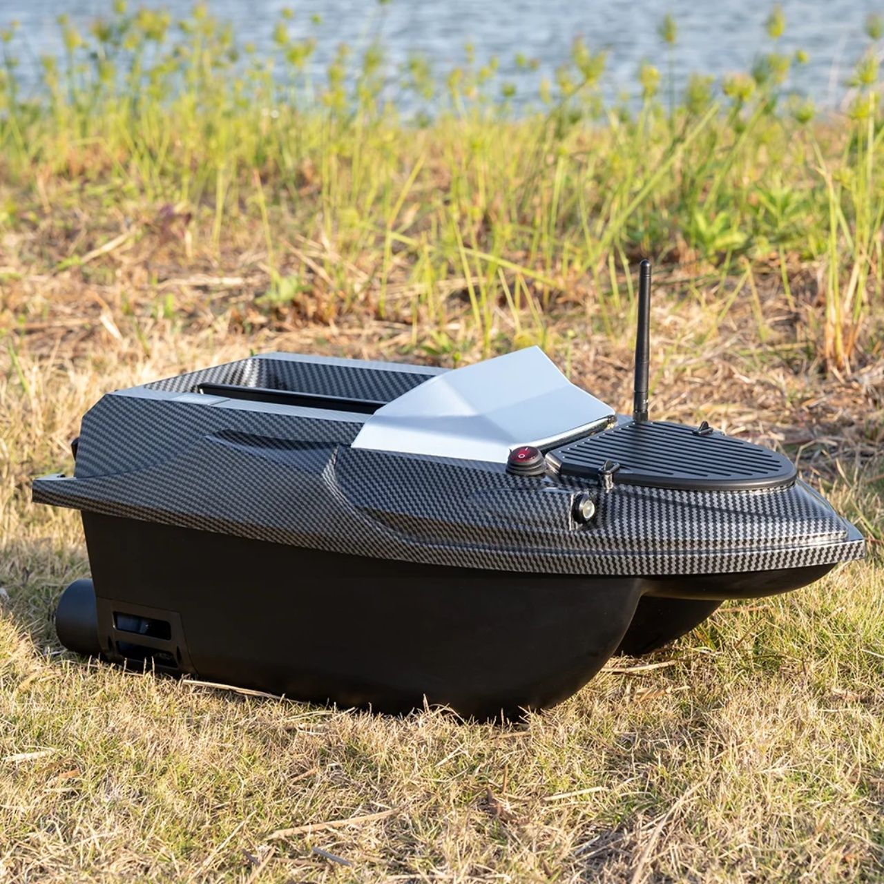Лодка за захранка V080 GPS с Гаранция