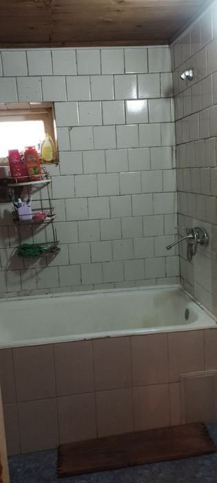 Сдаю две комнаты в своем доме.