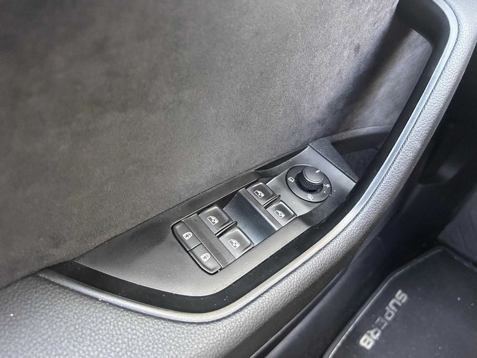 Skoda Superb Combi 2.0 TDI Sportline