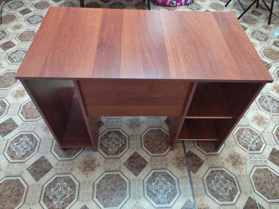 stol dlya kompyutera