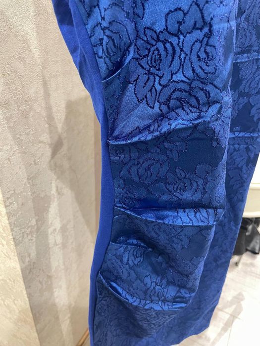 Продажа платье синего цвета