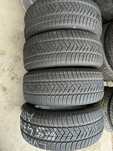 vând 4 anvelope 255/50/20 Pirelli de iarnă ca noi