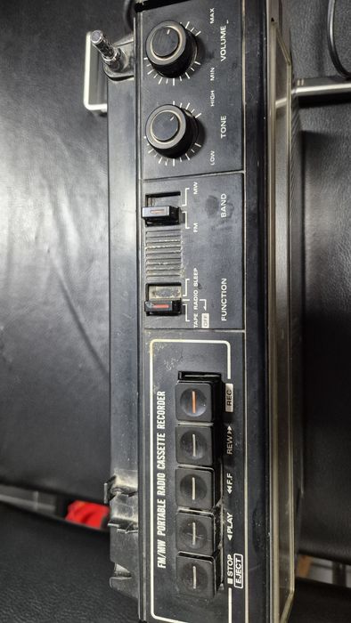 Касетофон Hitachi