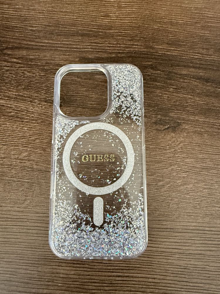 Кейс iphone 16pro