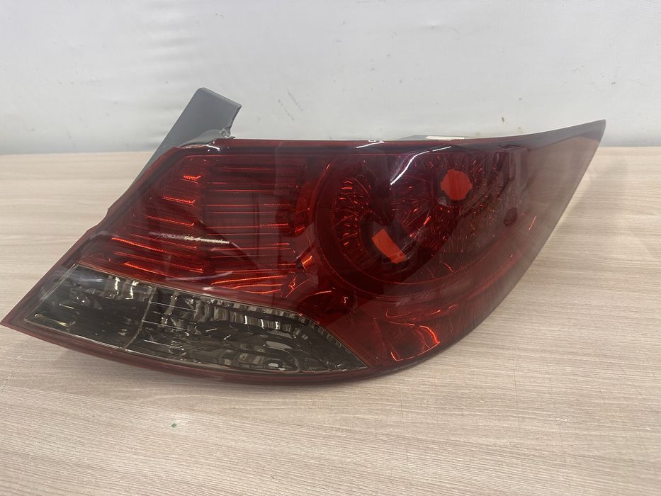 Фонарь задний правый hyundai solaris / accent