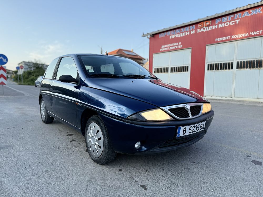 Lancia Ypsilon 1.2 Газ-Бензин Работещ Климатик Всичко платено