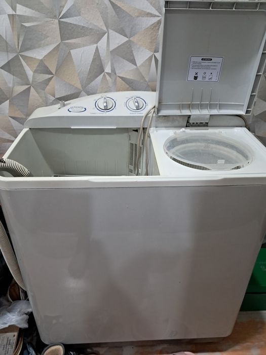 Продам машинку полуавтомат 6.5 кг 15тыс