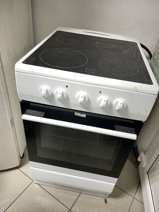 Продам электрическую плиту