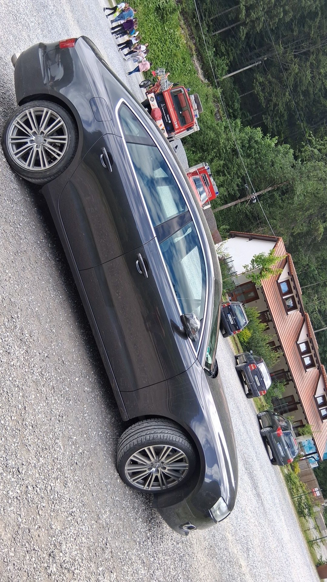 DE VÂNZARE AUDI  A5   SPORTBAK AN FAB 08.02.2011motor 2.0.