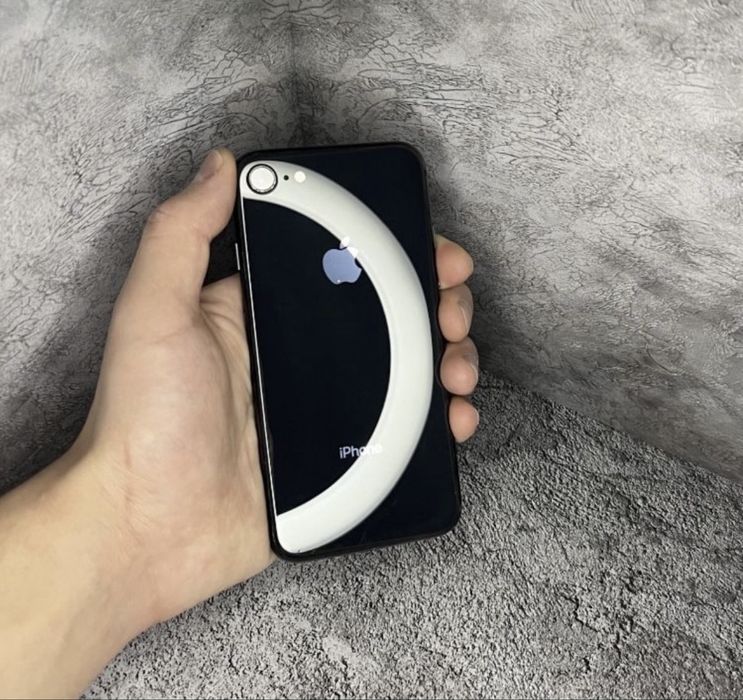 Продам iPhone 8 64gb