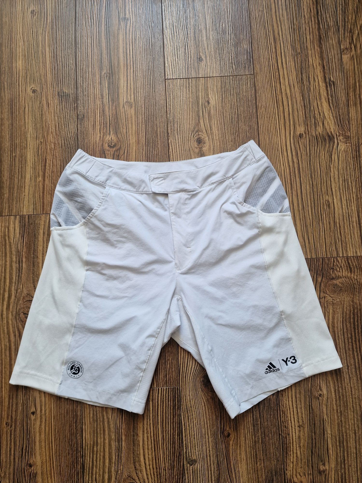 Страхотни мъжки къси панталони ADIDAS ROLAND GARROS Y-3, размер M