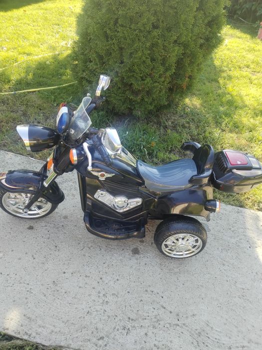 Scuter electric pt copii