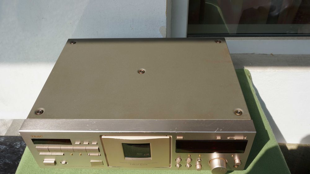 Casetofon deck TEAC V7000