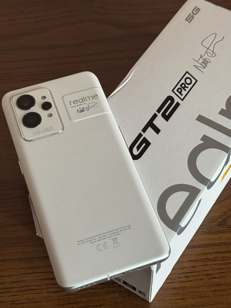 Смартфон Realme GT 2 Pro